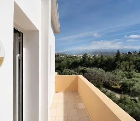 Olive Grove Casa de Férias *